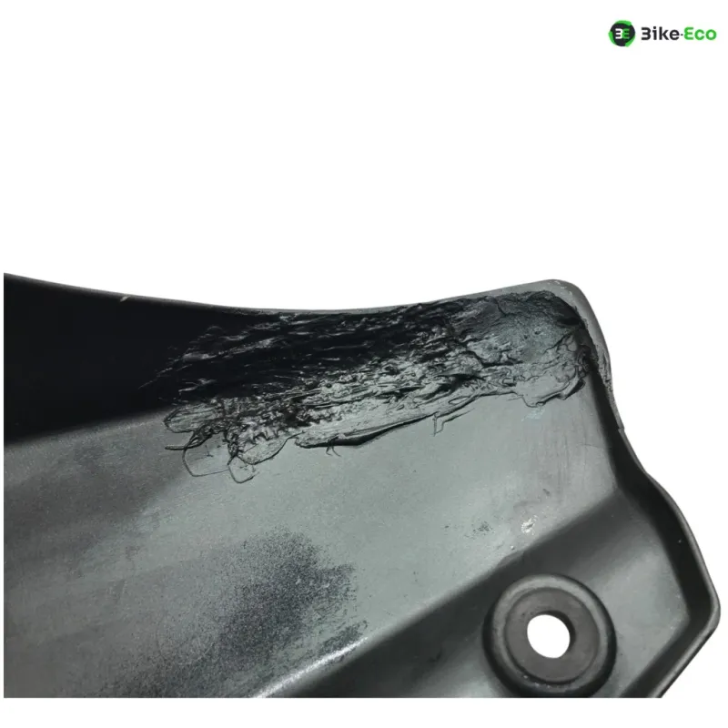 Cache flanc de carenage droit SUZUKI GSF 600 1995-1999 BANDIT S
