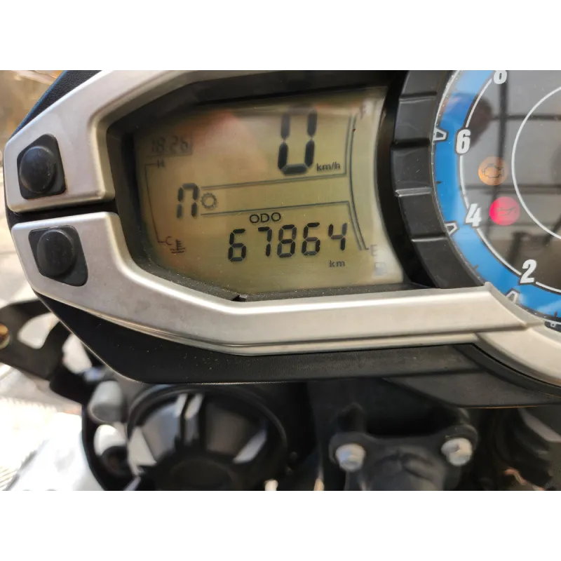 TRIUMPH TIGER 800 XC