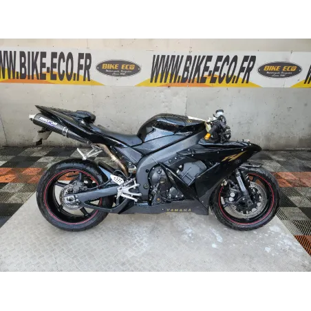 YAMAHA YZF 1000 R1