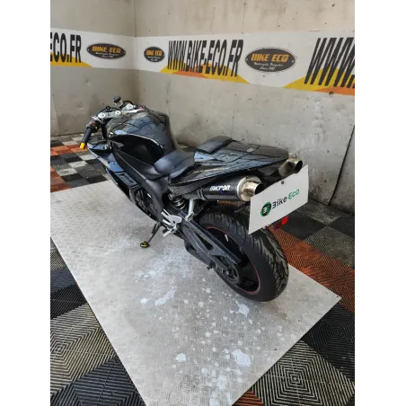 YAMAHA YZF 1000 R1