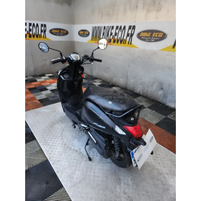 SYM MIO 50