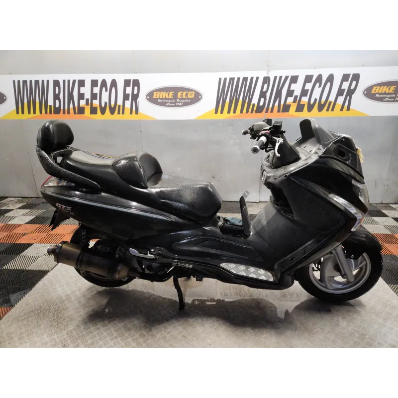 SYM GTS 300