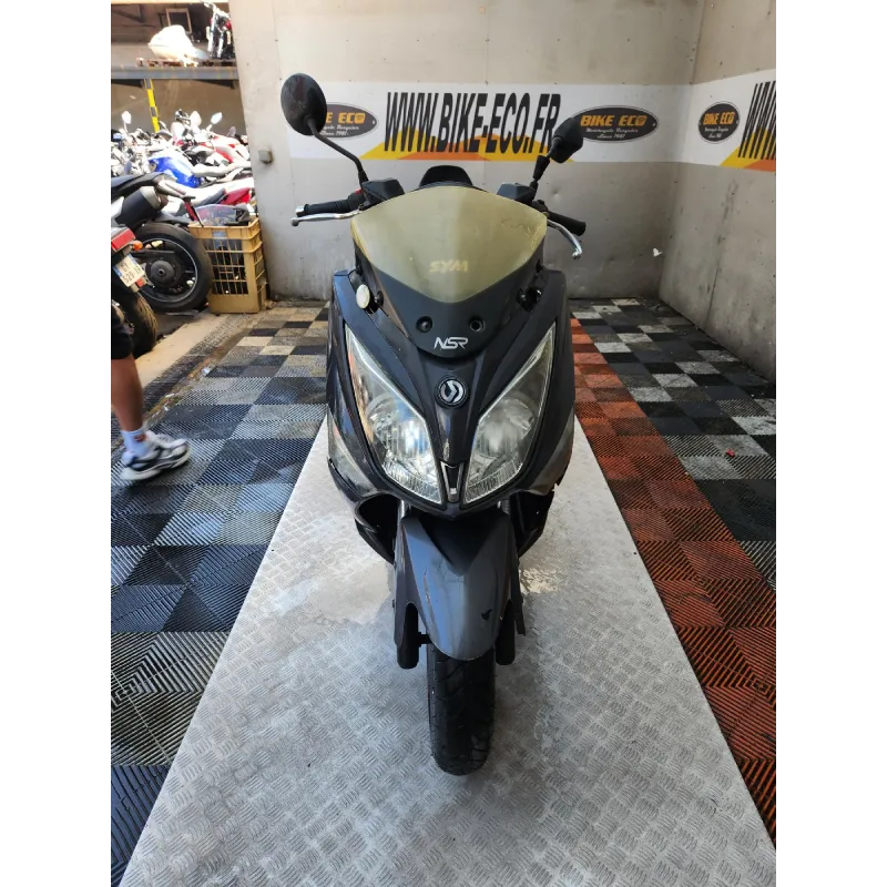 SYM GTS 125