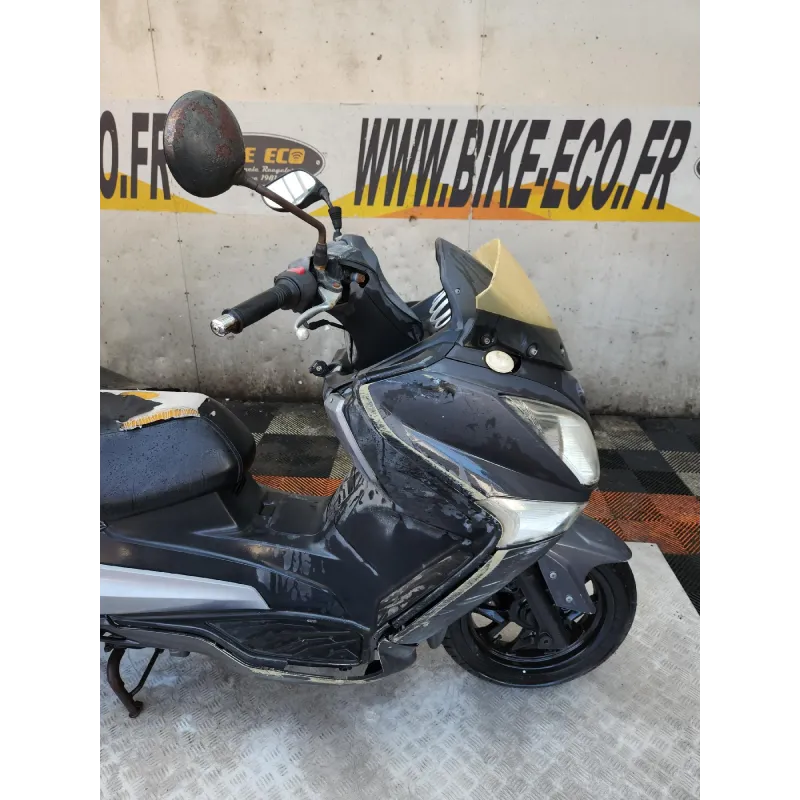 SYM GTS 125