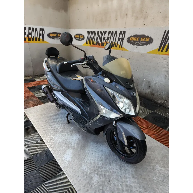 SYM GTS 125