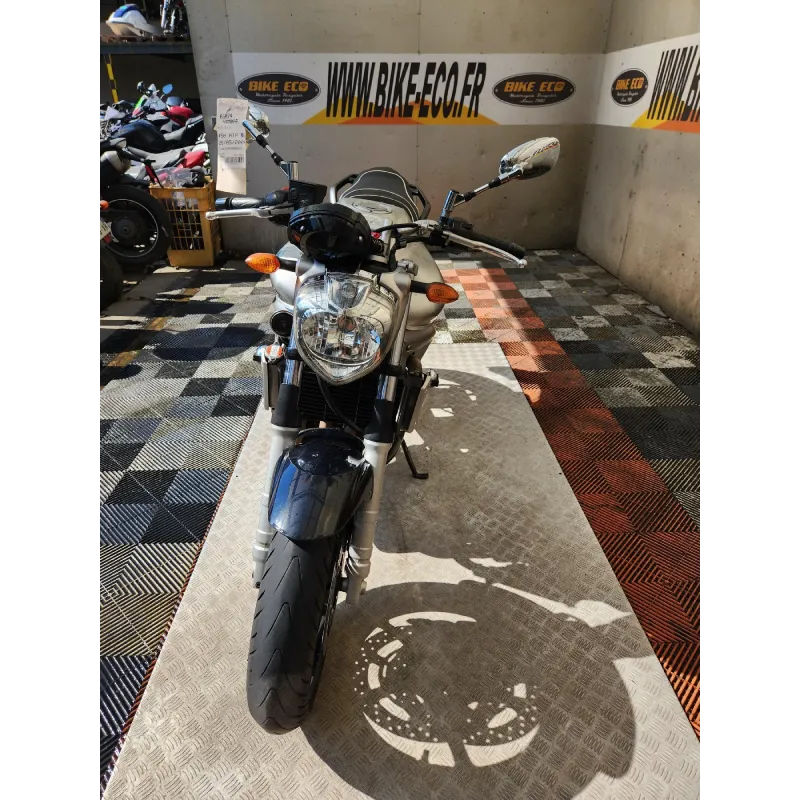 YAMAHA FZ 6