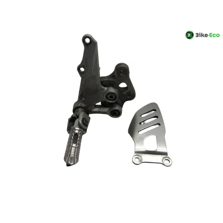 Platine avant droite SUZUKI GSXR 1000 2007-2008