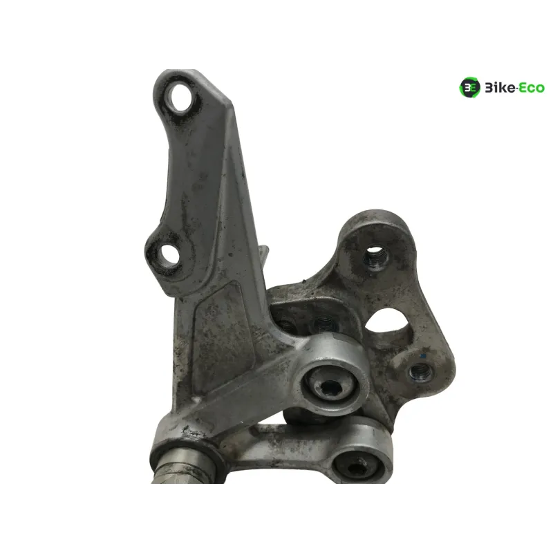 Platine avant droite SUZUKI GSXR 1000 2007-2008