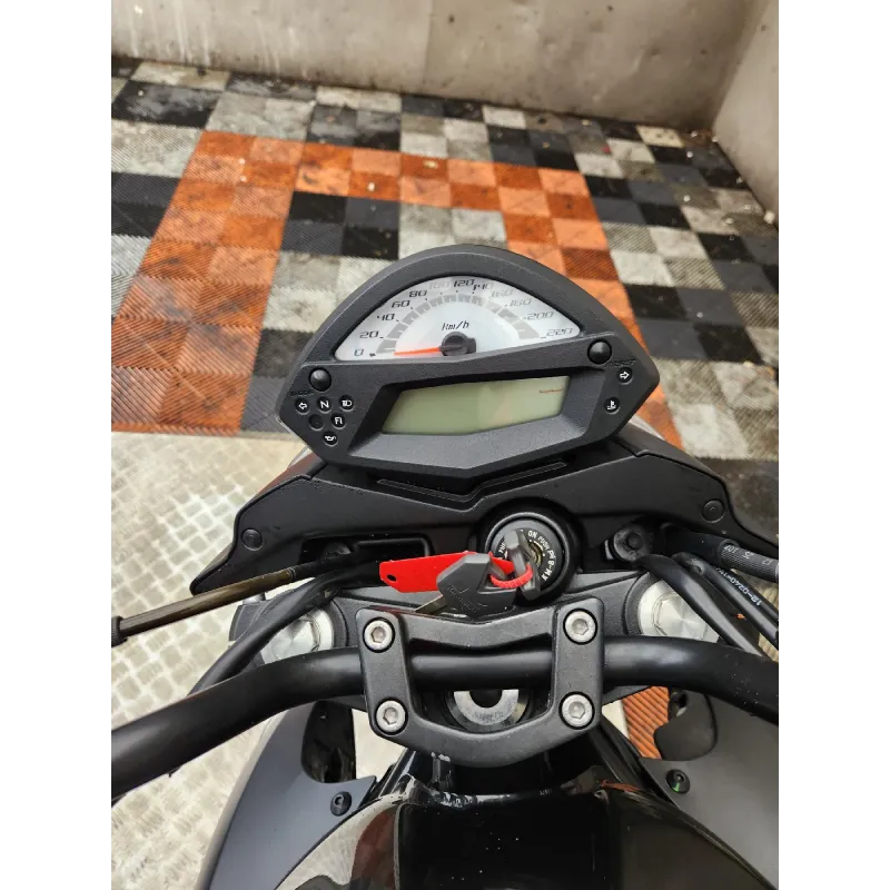 KAWASAKI ER6 N 650
