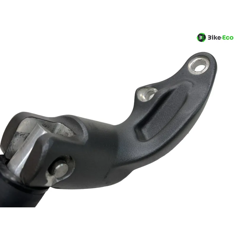 Platine et repose pieds arriere droit INDIAN SCOUT 999 2018-2022 SIXTY