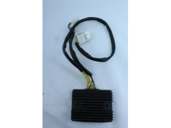 Regulateur charge batterie PIAGGIO X10 500 2012 - 2017