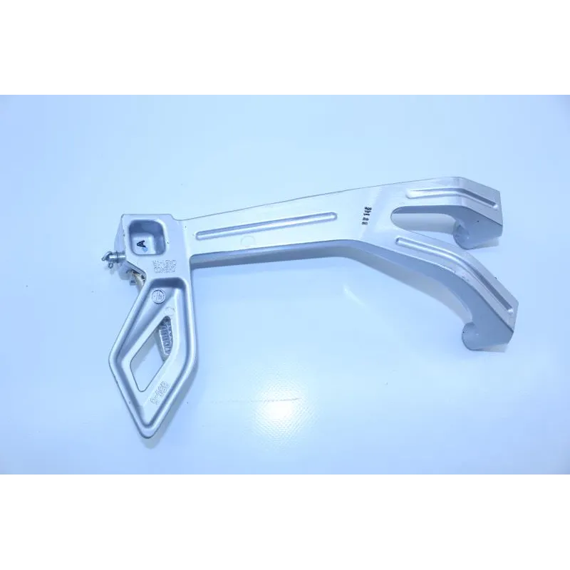 Platine arriere droite YAMAHA YZF 125 R ABS 2019 - 2022