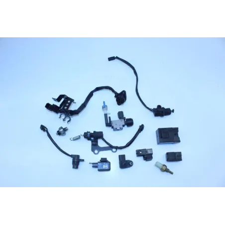 Relais boitier electrique YAMAHA MT07 700 2014 - 2017