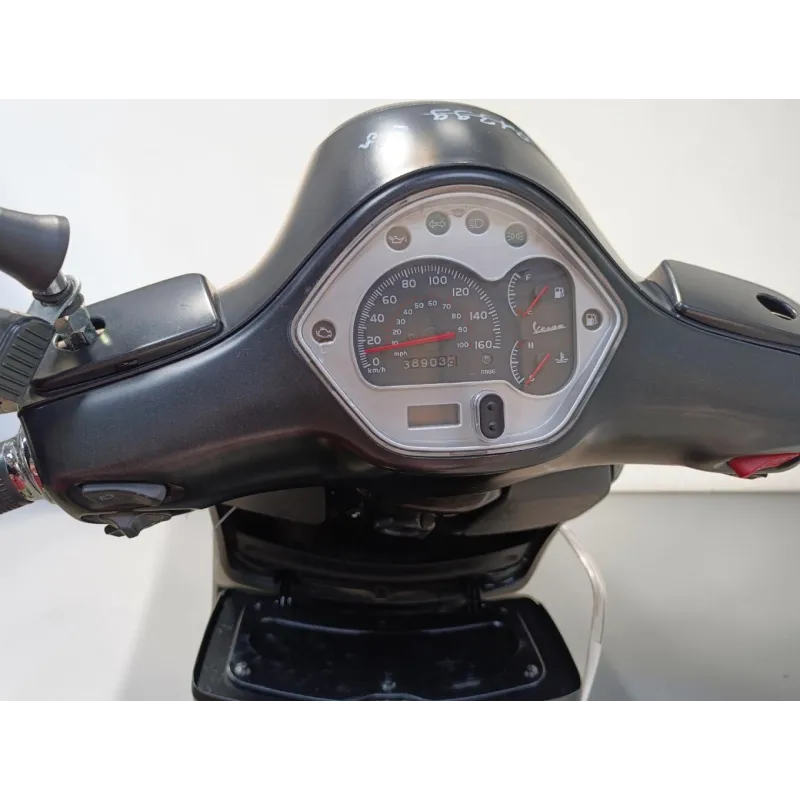 PIAGGIO GTS 125 VESPA
