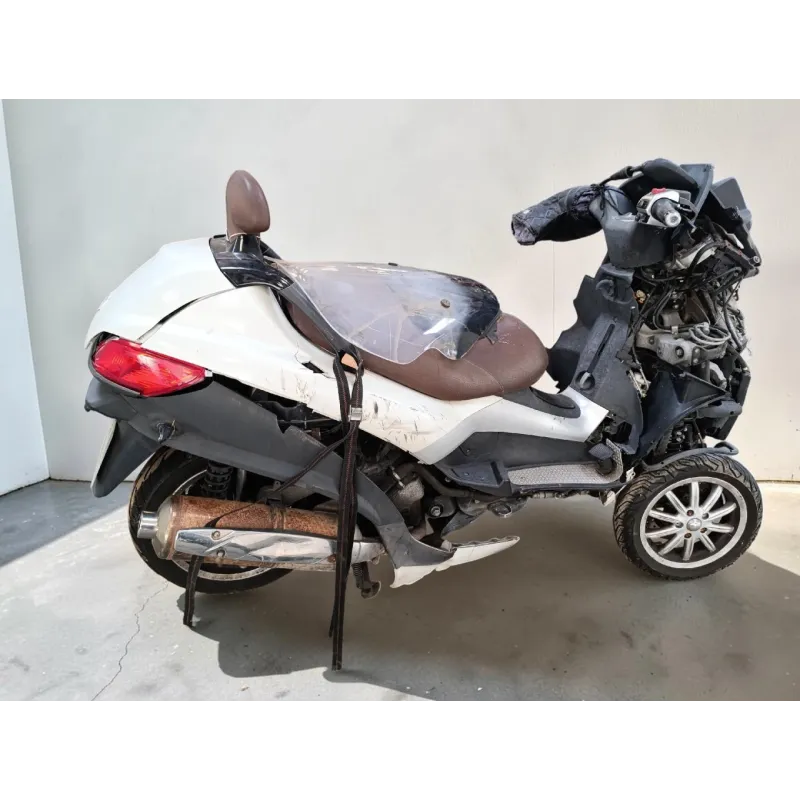 PIAGGIO MP3 500
