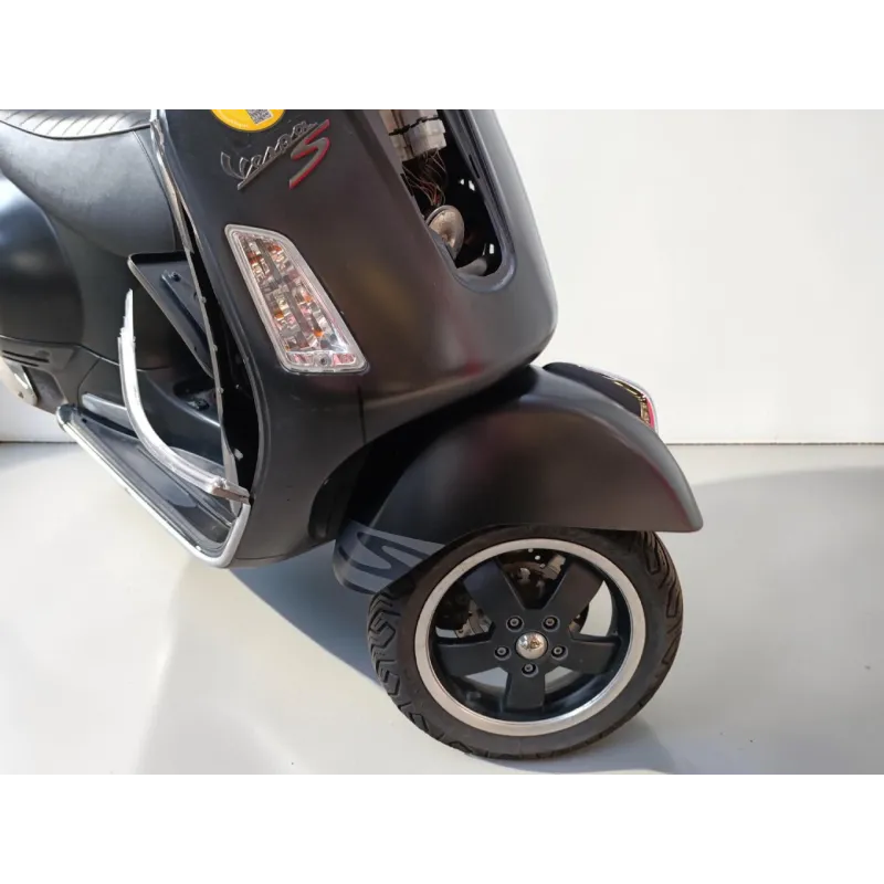 PIAGGIO GTS 125 VESPA