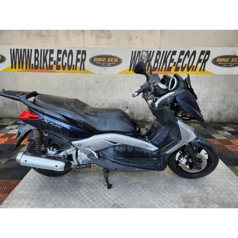 YAMAHA YP250R XMAX