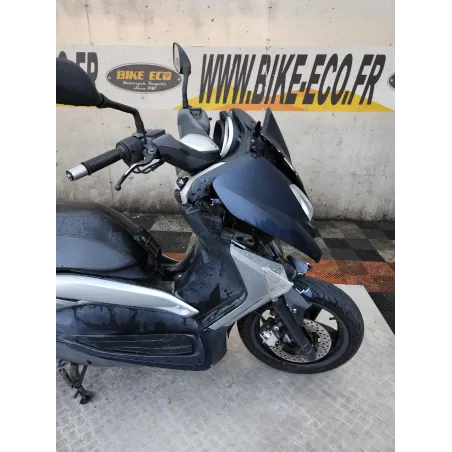 YAMAHA YP250R XMAX