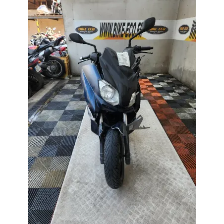 YAMAHA YP250R XMAX