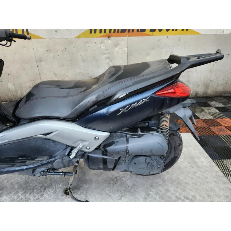 YAMAHA YP250R XMAX