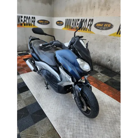 YAMAHA YP250R XMAX