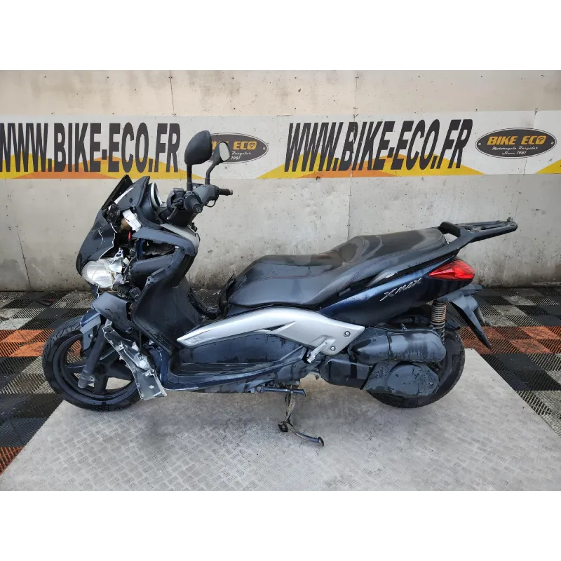 YAMAHA YP250R XMAX
