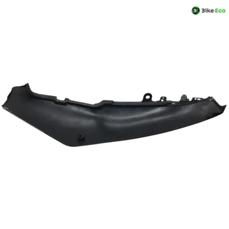 Cache carenage coque arriere droit SUZUKI GSXR 750 1991