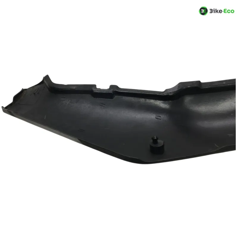 Cache carenage coque arriere droit SUZUKI GSXR 750 1991