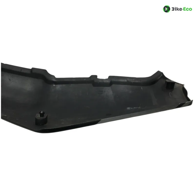 Cache carenage coque arriere gauche SUZUKI GSXR 750 1991