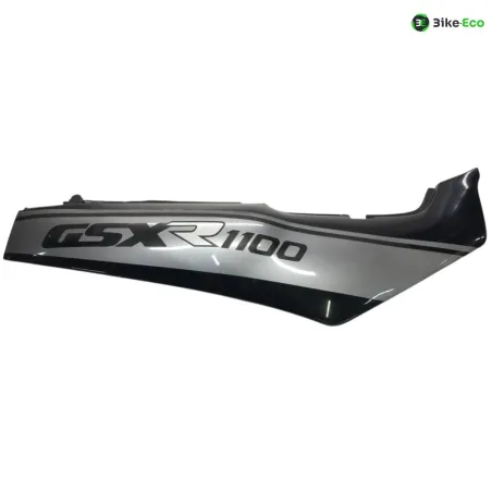 Cache carenage coque arriere droit SUZUKI GSXR 750 1991