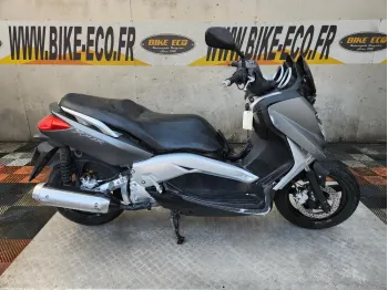 YAMAHA YP 250 R