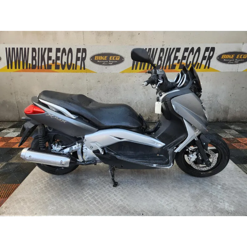 YAMAHA YP 250 R