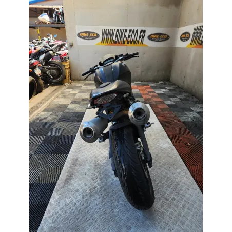 DUCATI MONSTER 696