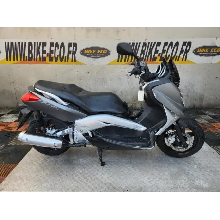 YAMAHA YP 250 R