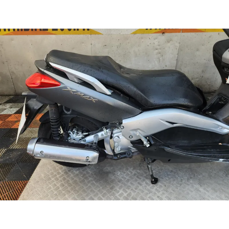 YAMAHA YP 250 R