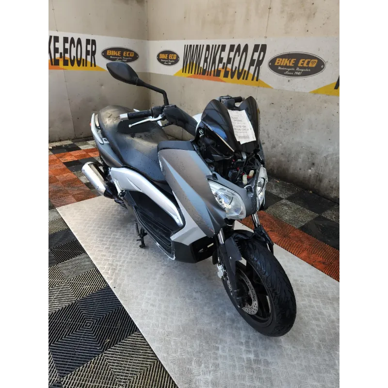 YAMAHA YP 250 R