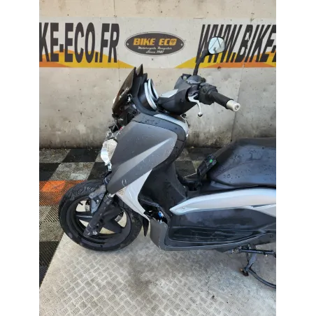YAMAHA YP 250 R