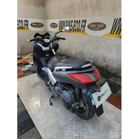 YAMAHA YP 250 R