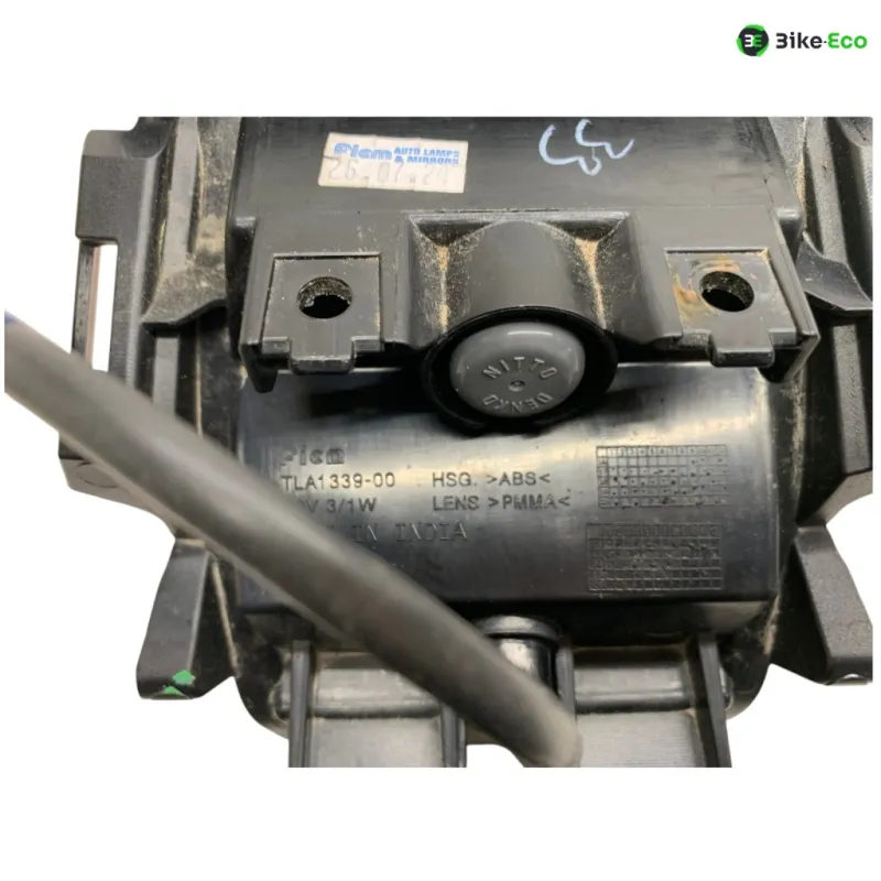 Feu arriere YAMAHA YZF 125 R 2025-2026