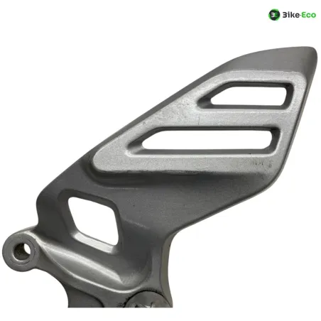 Platine avant gauche YAMAHA YZF 125 R 2025-2026