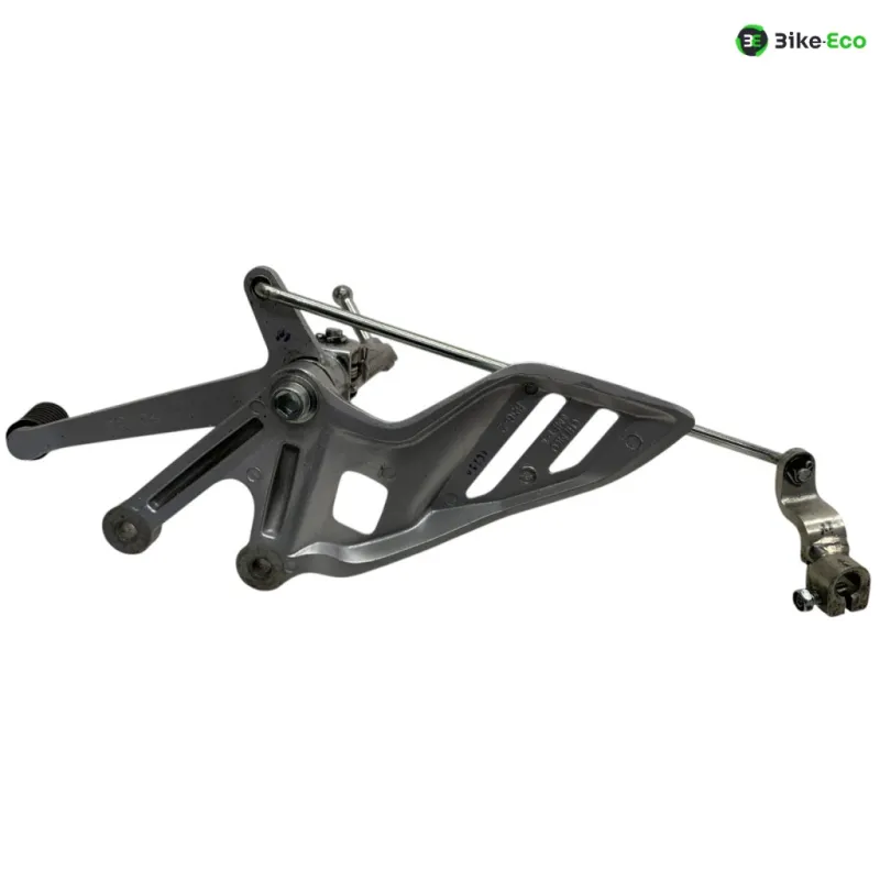 Platine avant gauche YAMAHA YZF 125 R 2025-2026