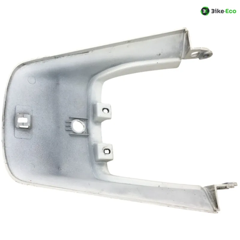 Cache jonction coque arriere HONDA MVX 250 F 1983-1984