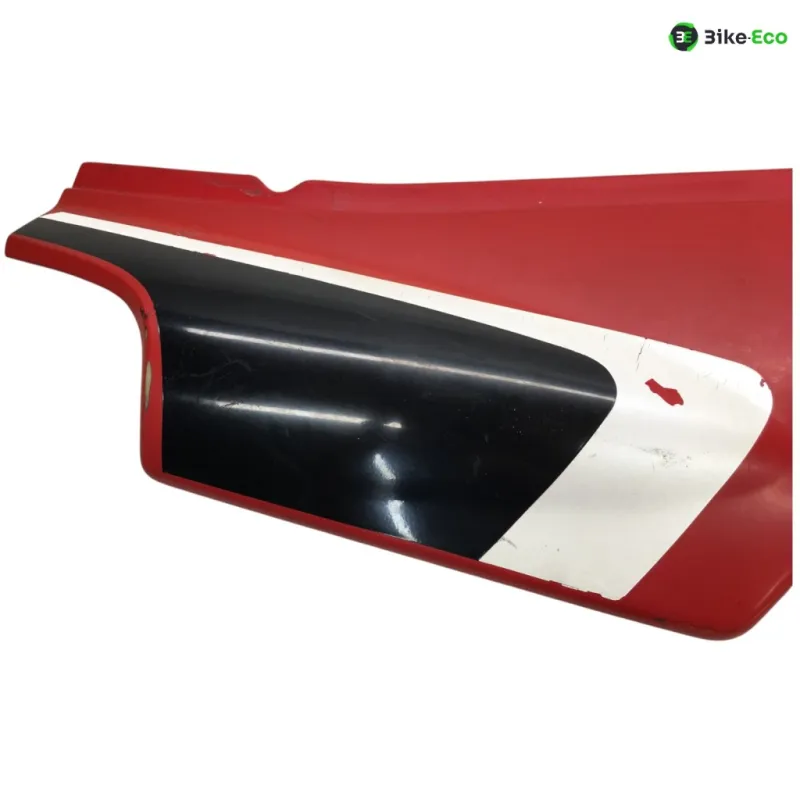 Cache carenage coque arriere droit HONDA MVX 250 F 1983-1984