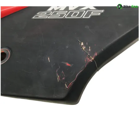 Cache carenage coque arriere droit HONDA MVX 250 F 1983-1984