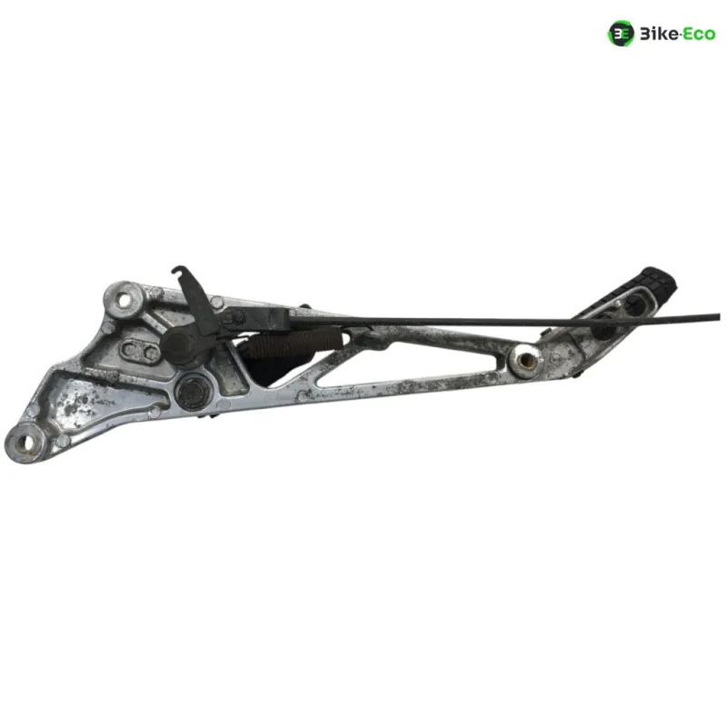 Platine avant droite HONDA MVX 250 F 1983-1984