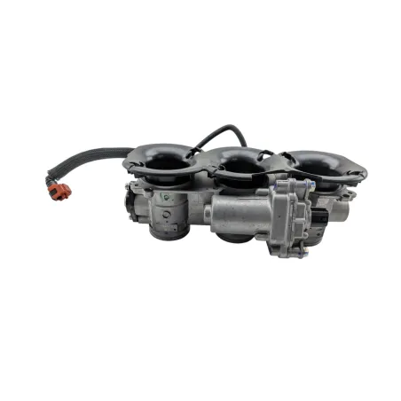Rampe d'injection TRIUMPH STREET TRIPLE 765 RS ABS 2023 - 2024