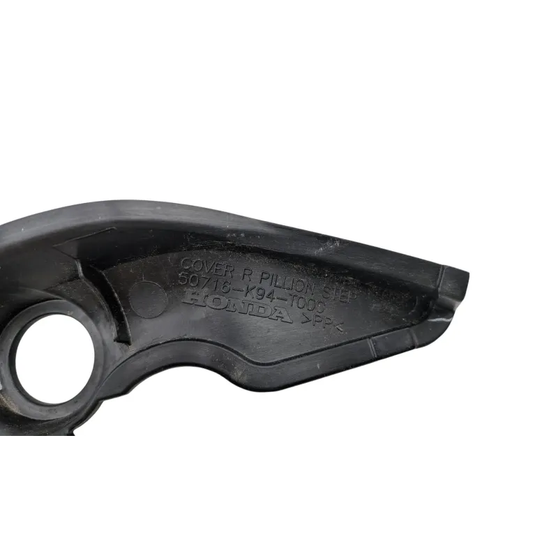Habillage de cadre droit HONDA CB 125 R ABS 2021 - 2025