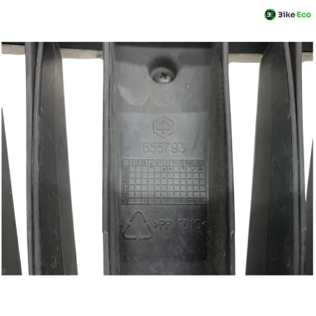 Grille de radiateur PIAGGIO MP3 400 2007-2011