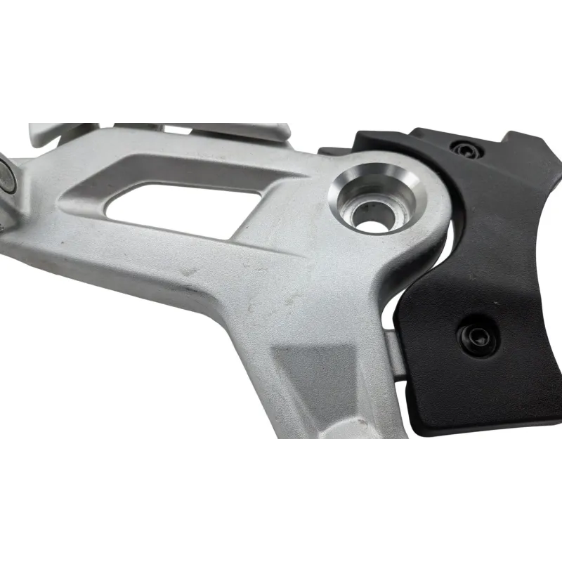 Platine avant droite CF MOTO SR 450 ABS 2023 - 2026