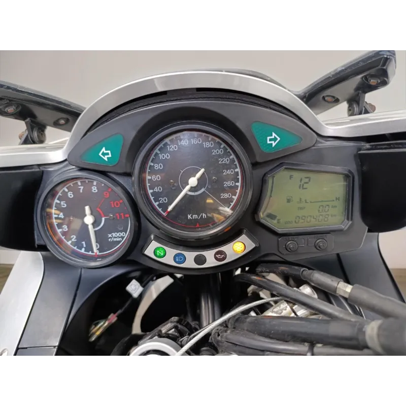 YAMAHA FJR 1300